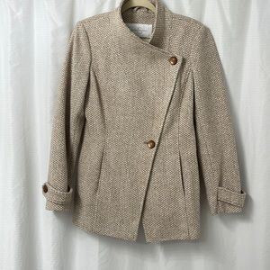 Jessica Simpson belted jacket